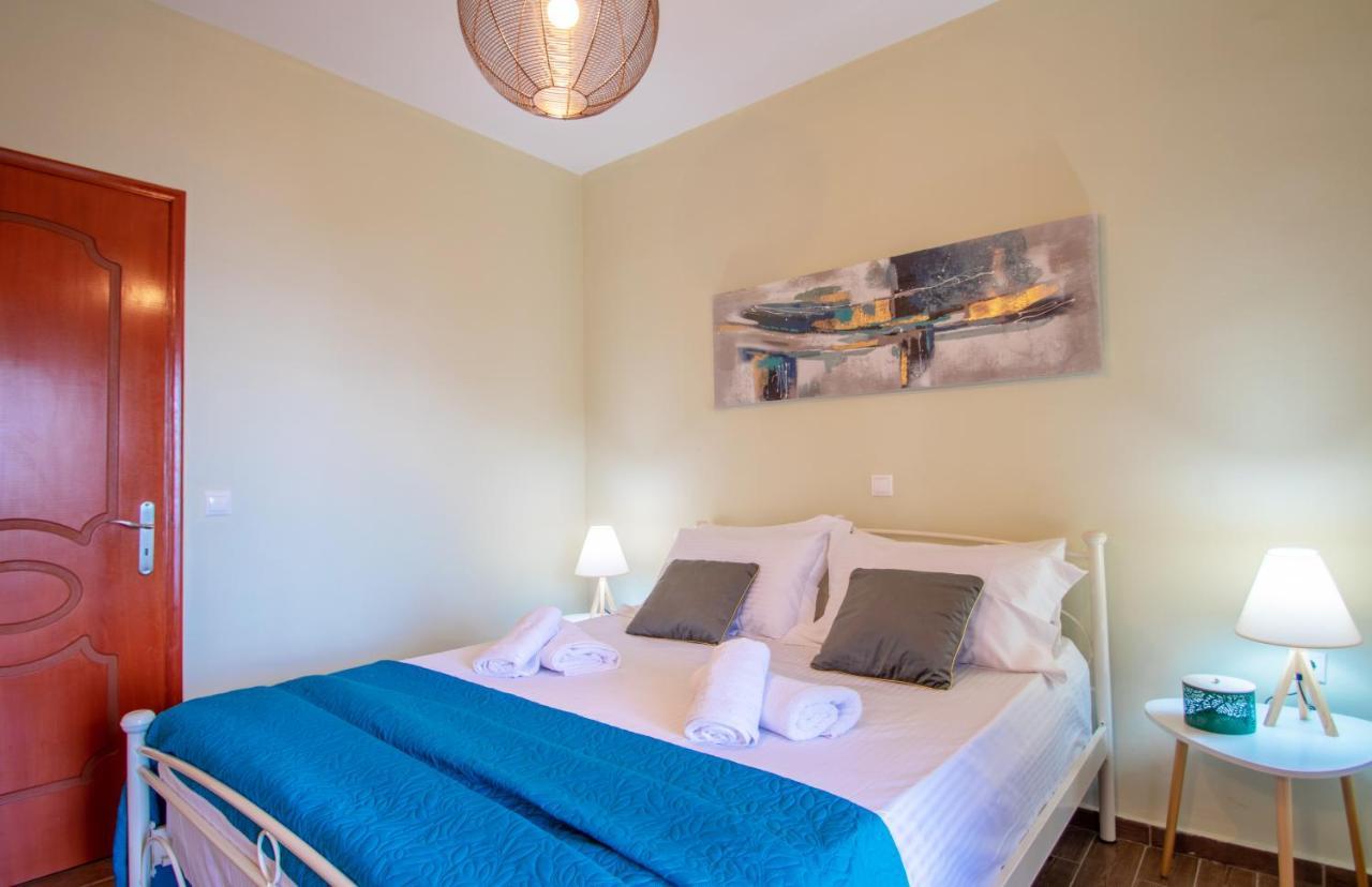 Alavastros Maisonettes Near 3 Sandy Beaches *