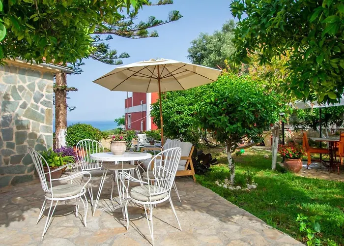Alavastros Maisonettes Near 3 Sandy Beaches