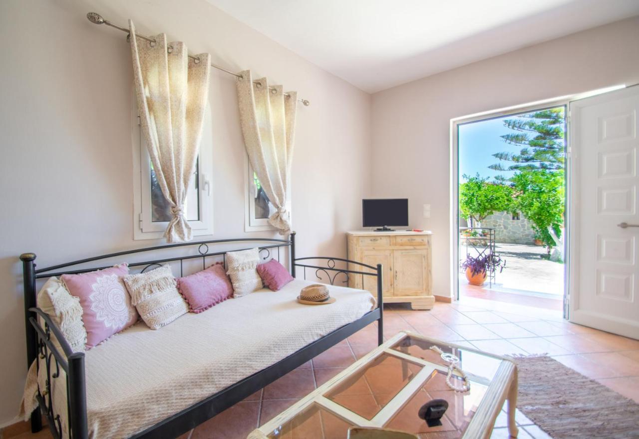 Alavastros Maisonettes Near 3 Sandy Beaches Holiday home Vasilikos (Zakynthos)